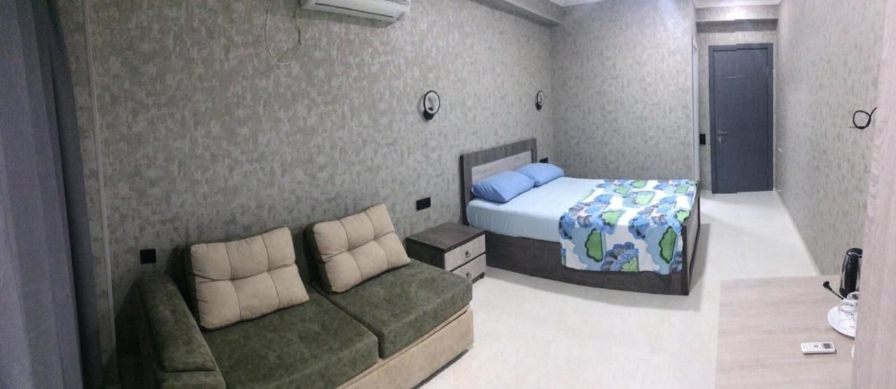 Гостевой дом Golden Lion Кобулети-13